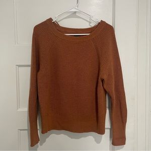 Gap Scoop Neck Knit Sweater | size medium | perfect used condition